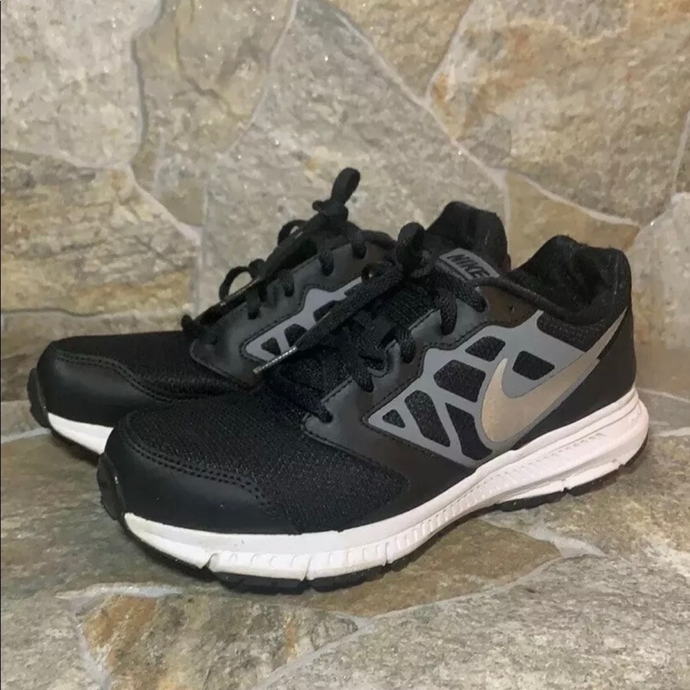 Nike Shoes 5Y downshifted 684979 003 Black Silver Sneakers